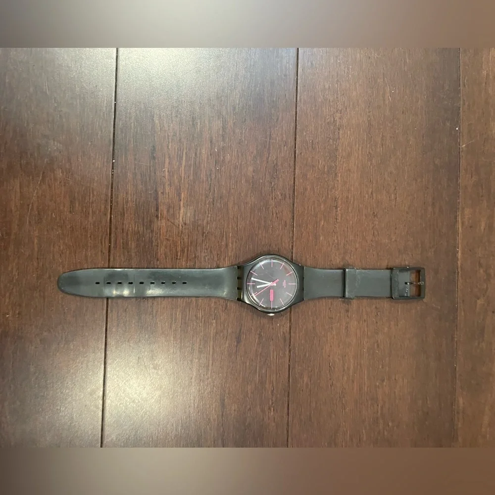 Black and Pink women’s swatch Watch guc